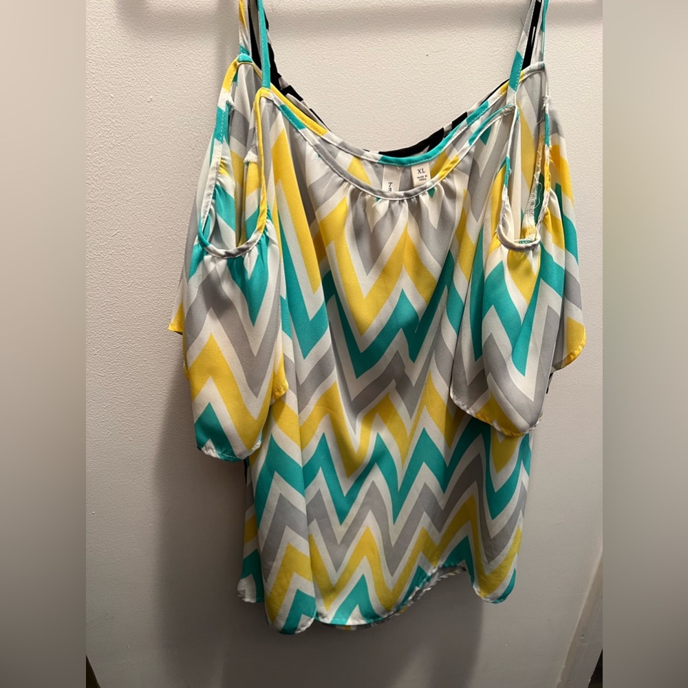 2 Chevron off the shoulder tops in blue and in black size XL
